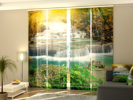 4-Flächenvorhang Set mit Zubehör, Herbstlicher Wasserfall, Größe: 60x245 cm